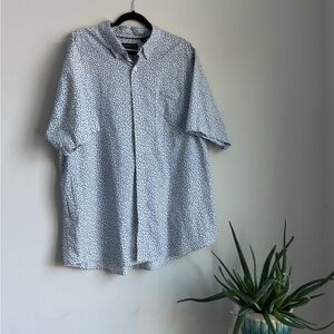 Covington White and Blue Casual Button Down Shirt